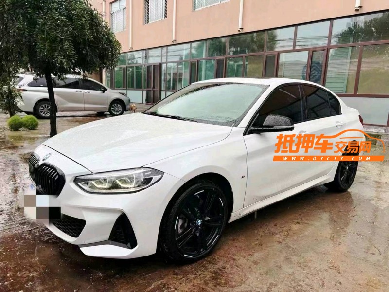 烟台22年宝马1系2