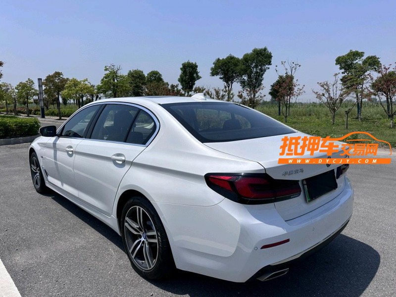 盐城23年宝马5系8