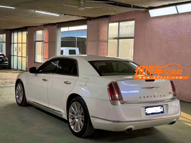 濱州14年克萊斯勒300C5