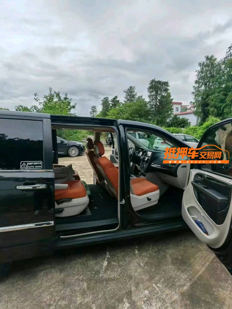 佛山14年克莱斯勒大捷龙8