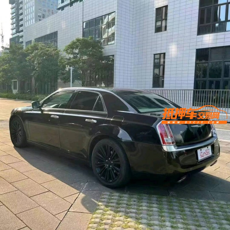 广州14年克莱斯勒300C8