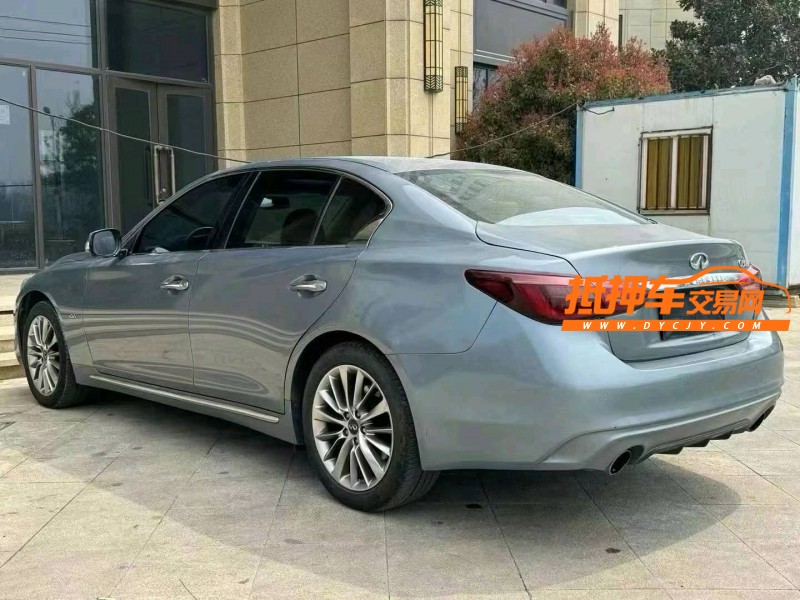 青島19年英菲尼迪Q508