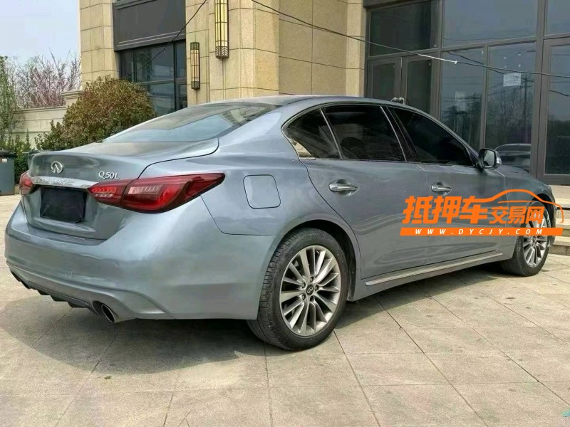 青島19年英菲尼迪Q509