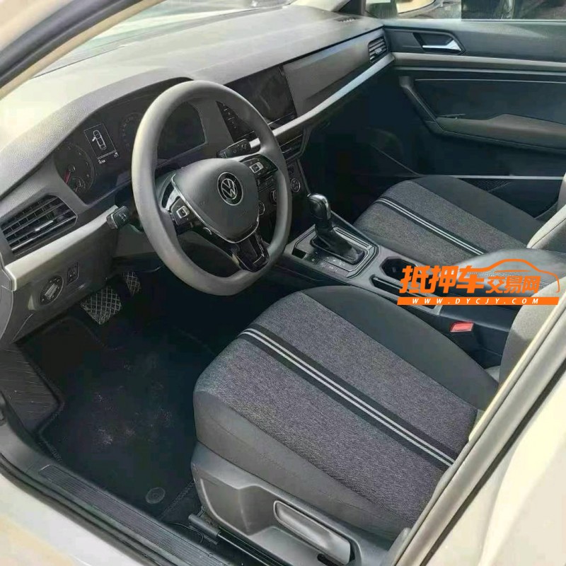 济南21年大众朗逸8