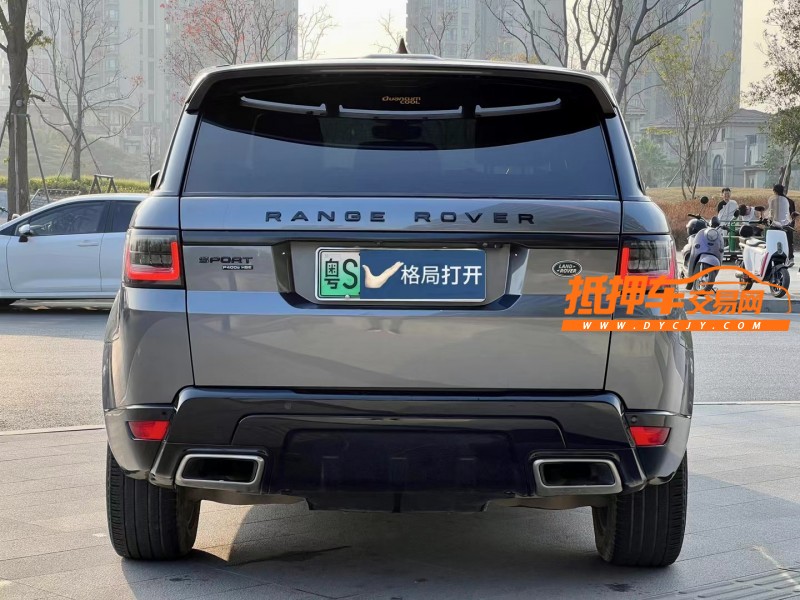 东莞19年路虎揽胜运动9