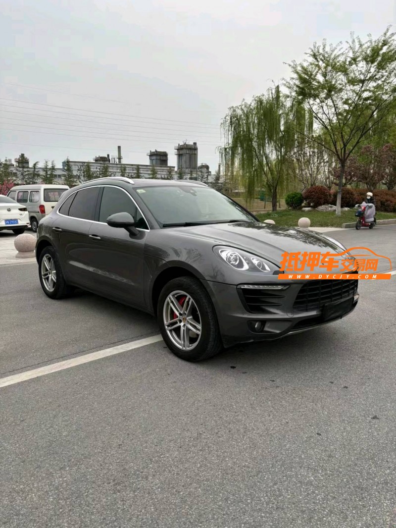 宿迁16年保时捷Macan3