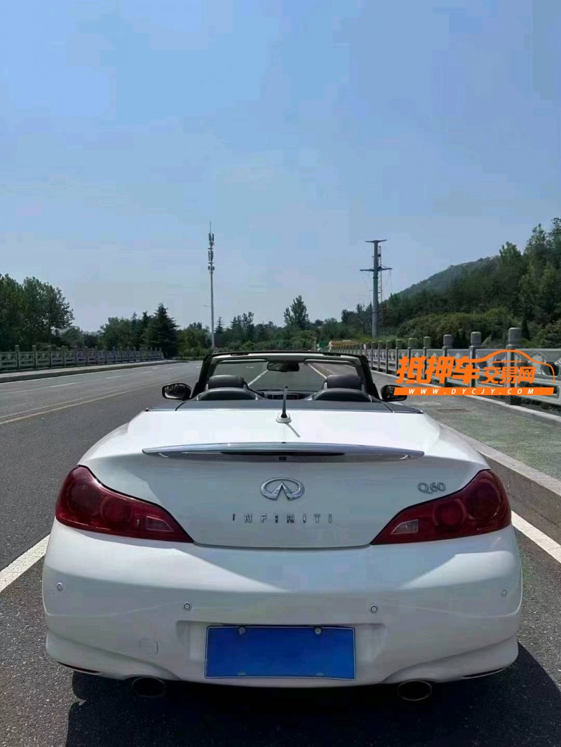 青島16年英菲尼迪Q607