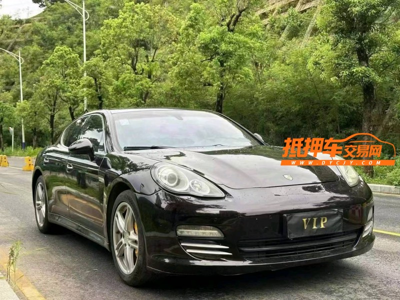 广州10年保时捷帕拉梅拉2