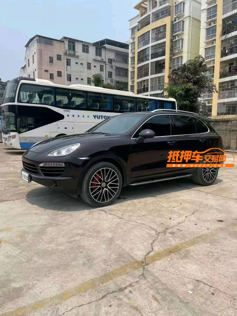 广州14年保时捷卡宴3
