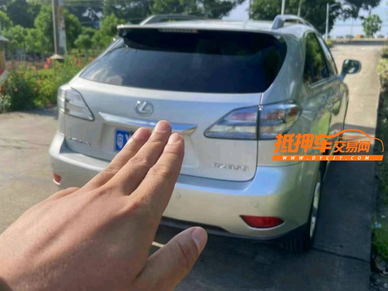 广州10年雷克萨斯RX7