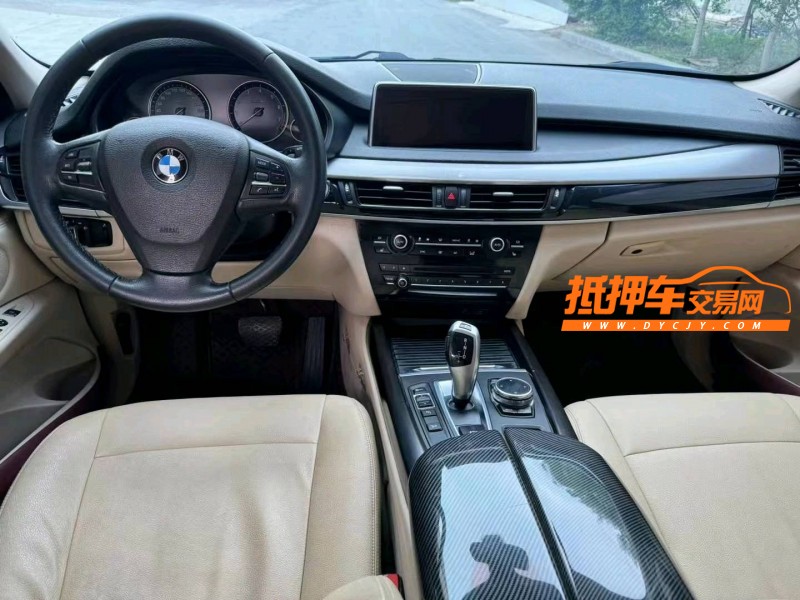 青岛14年宝马X55