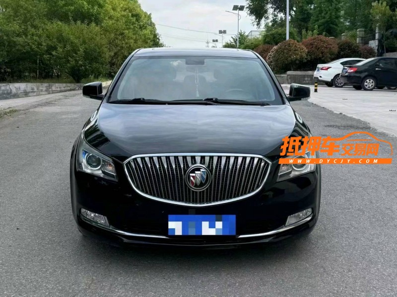 青岛15年别克君越1