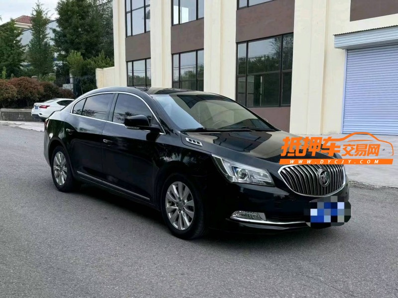 青岛15年别克君越3