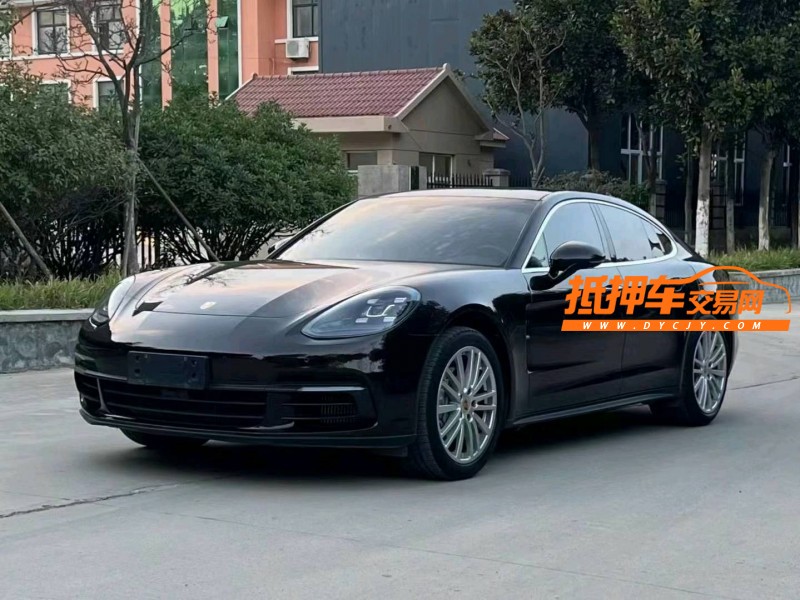 青岛19年保时捷帕拉梅拉3