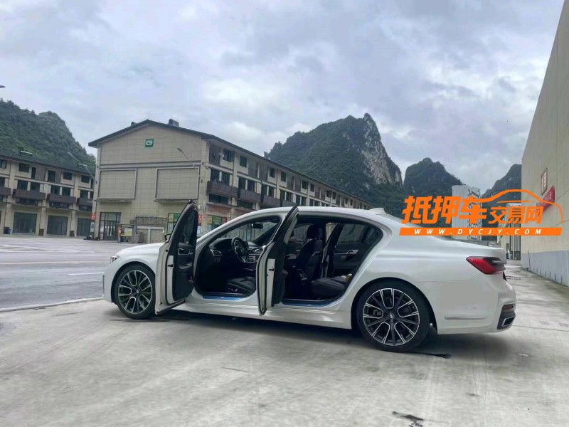 广州19年宝马7系3