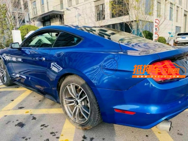 青岛17年福特野马6