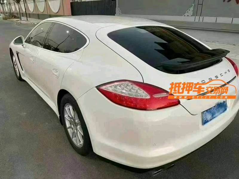 紹興12年保時捷帕拉梅拉2