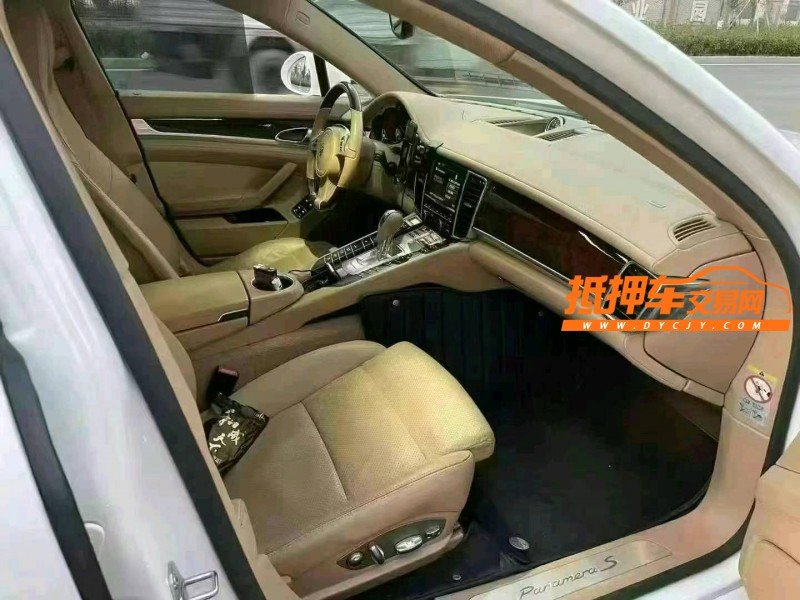 紹興12年保時捷帕拉梅拉6