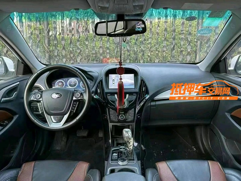 广州16年比亚迪秦5