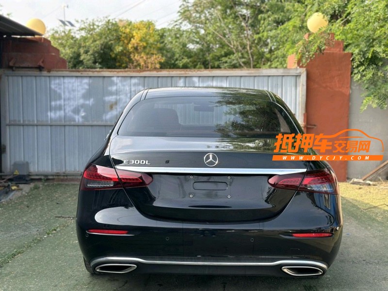 青岛22年奔驰E6
