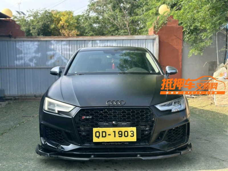 青岛17年奥迪A4L1