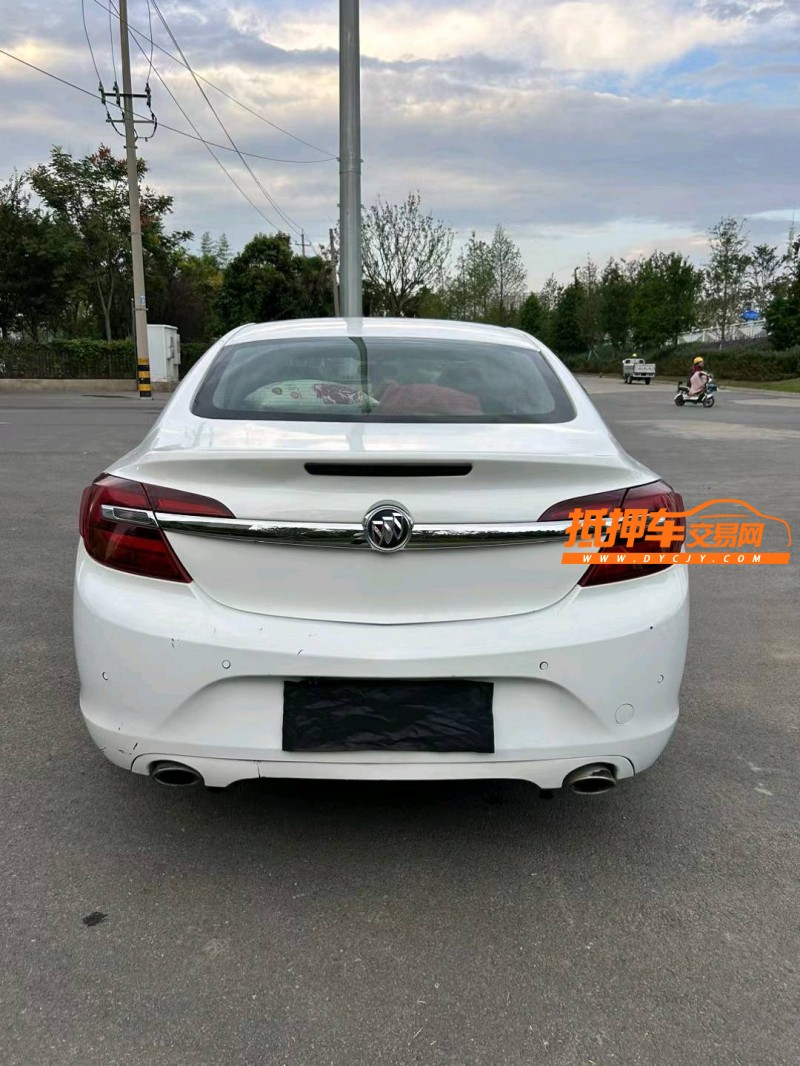 宿迁16年别克君威9