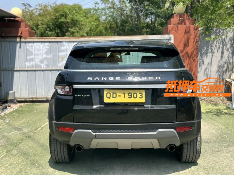 青岛14年路虎极光8