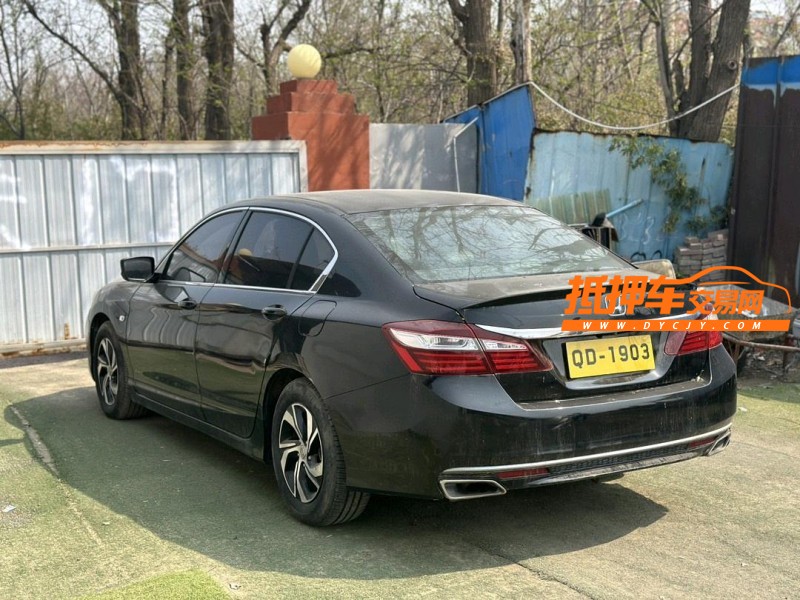 青岛18年本田雅阁9