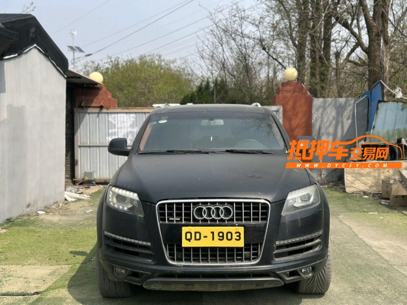 青岛11年奥迪Q71