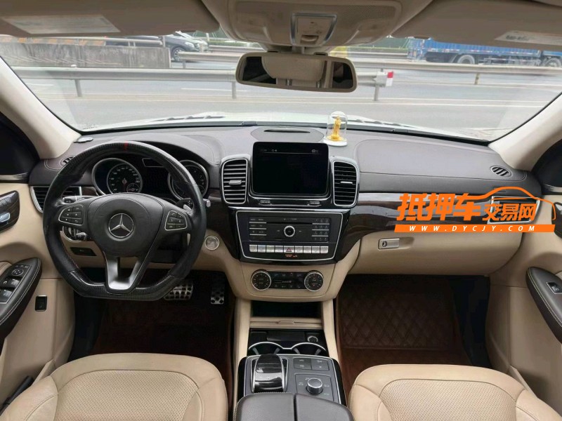 佛山17年奔驰GLS8