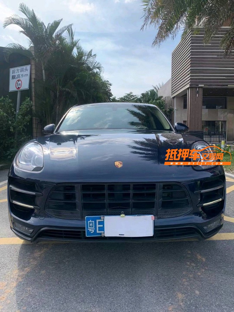 佛山15年保时捷Macan1