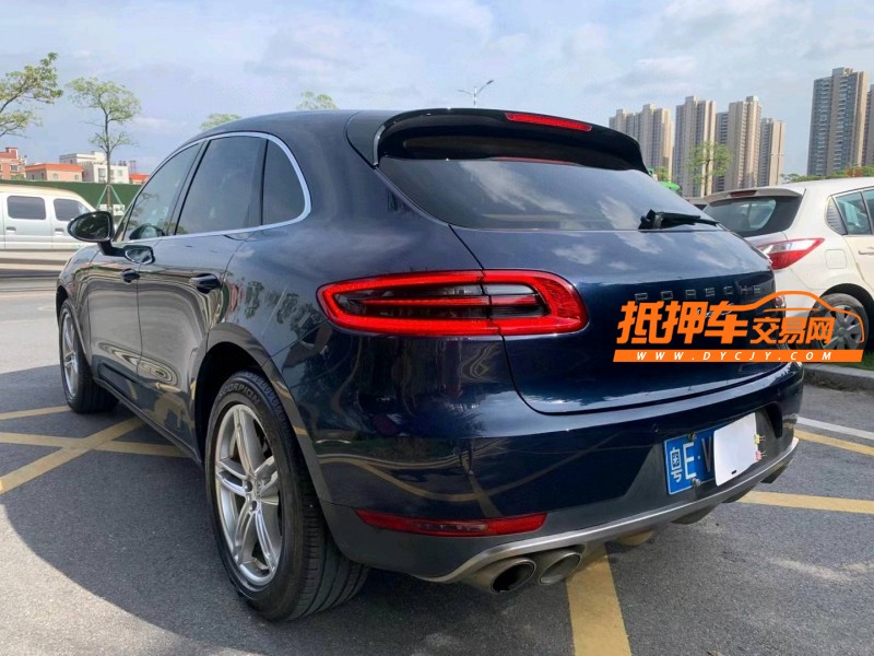 佛山15年保时捷Macan4