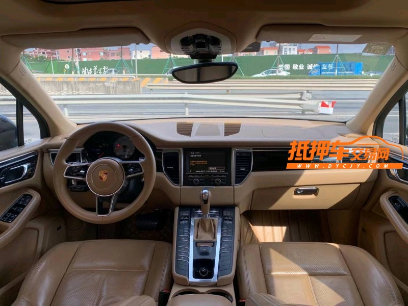 佛山15年保时捷Macan7