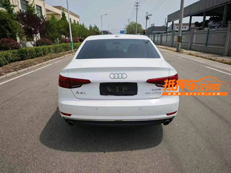 蚌埠17年奧迪A4L9