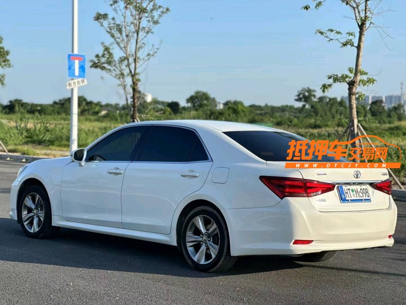 汕头17年丰田皇冠6