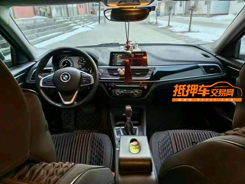 保定19年宝马1系9