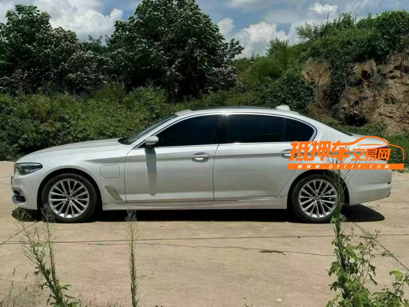 郑州21年宝马5系3