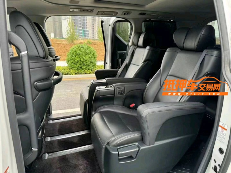 潍坊20年丰田威尔法8