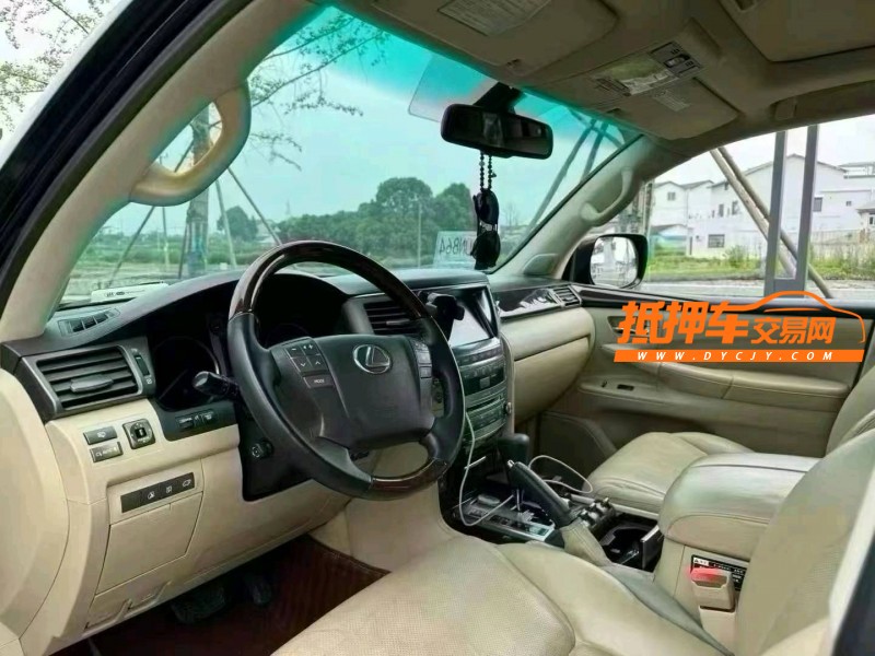 德州10年雷克薩斯LX7