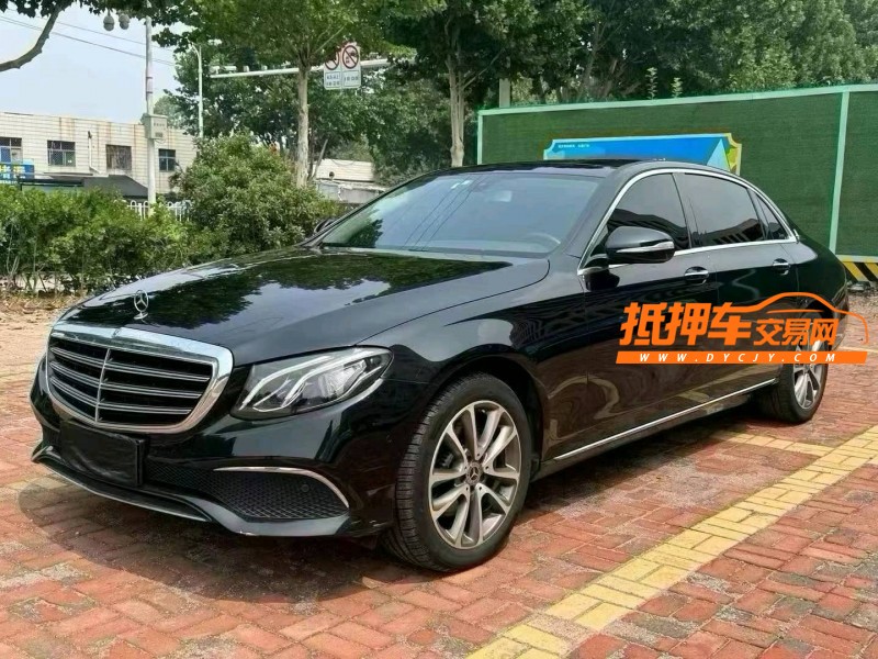 泰安20年奔馳E2