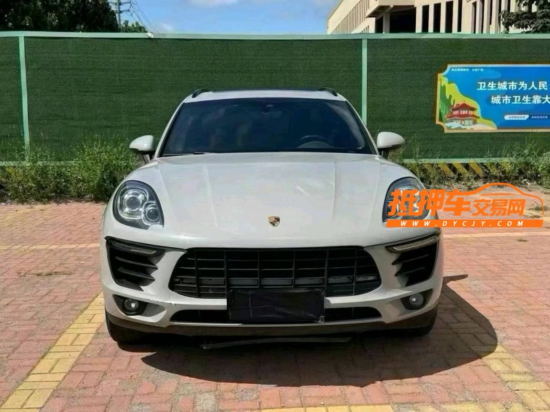 潍坊18年保时捷Macan1