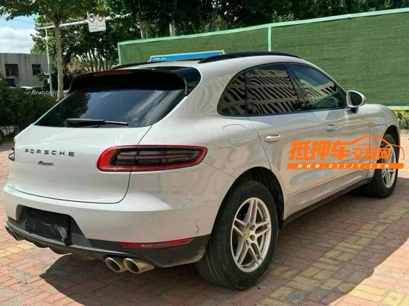 潍坊18年保时捷Macan6