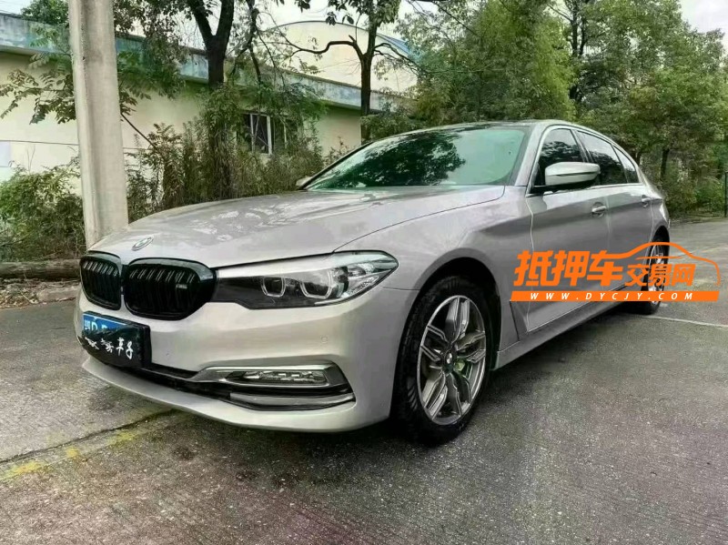 邵阳17年宝马5系8