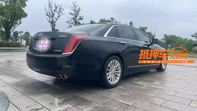 鷹潭18年凱迪拉克CT64