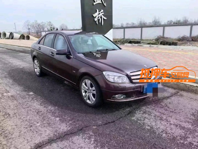 青岛11年奔驰C2