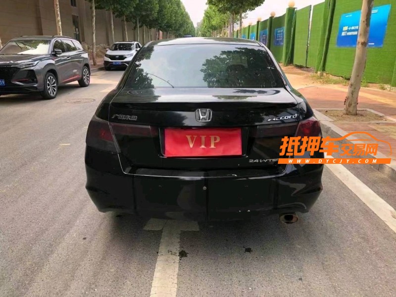 烟台10年本田雅阁2