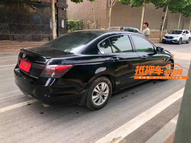 烟台10年本田雅阁4