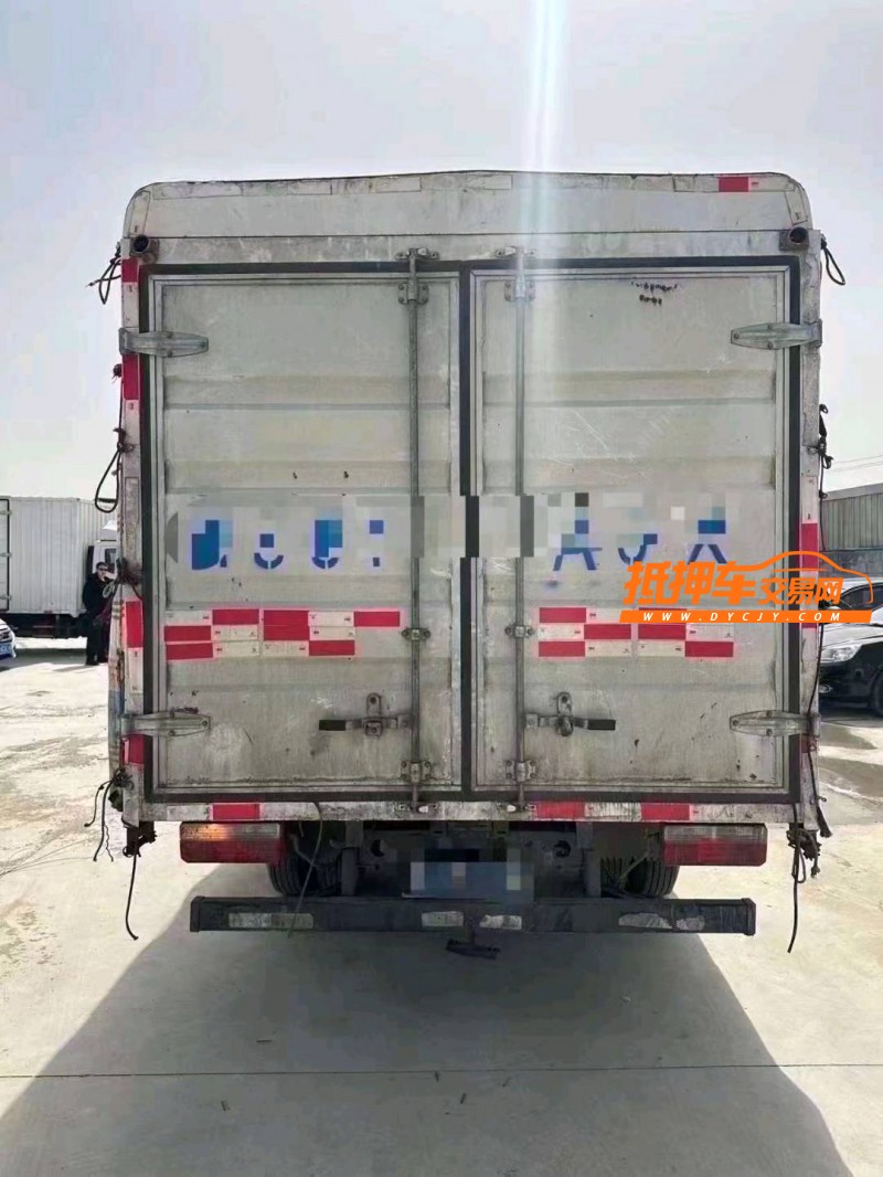 潍坊23年东风多利卡6