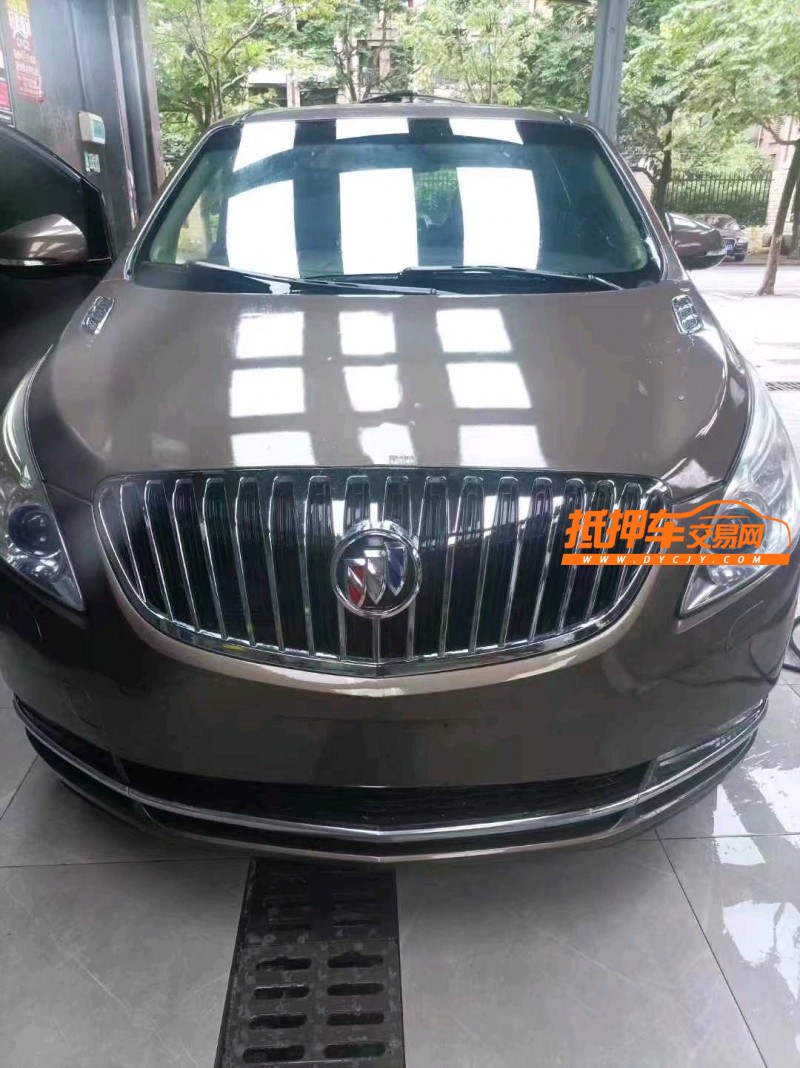 济宁13年别克GL81