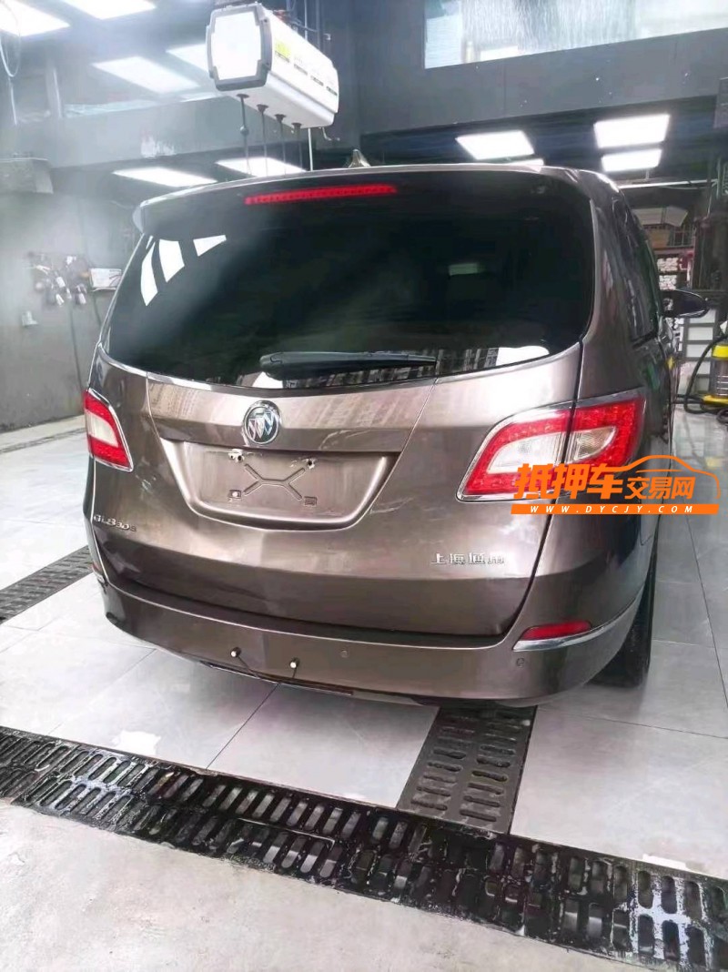 济宁13年别克GL82